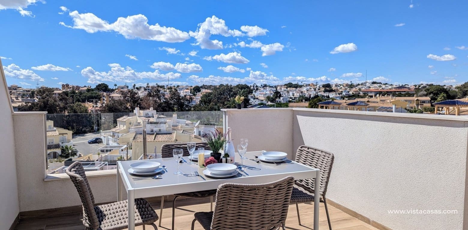 2 bedroom Apartment for sale in Villamartin - € 310,000 (Ref: 9684037)