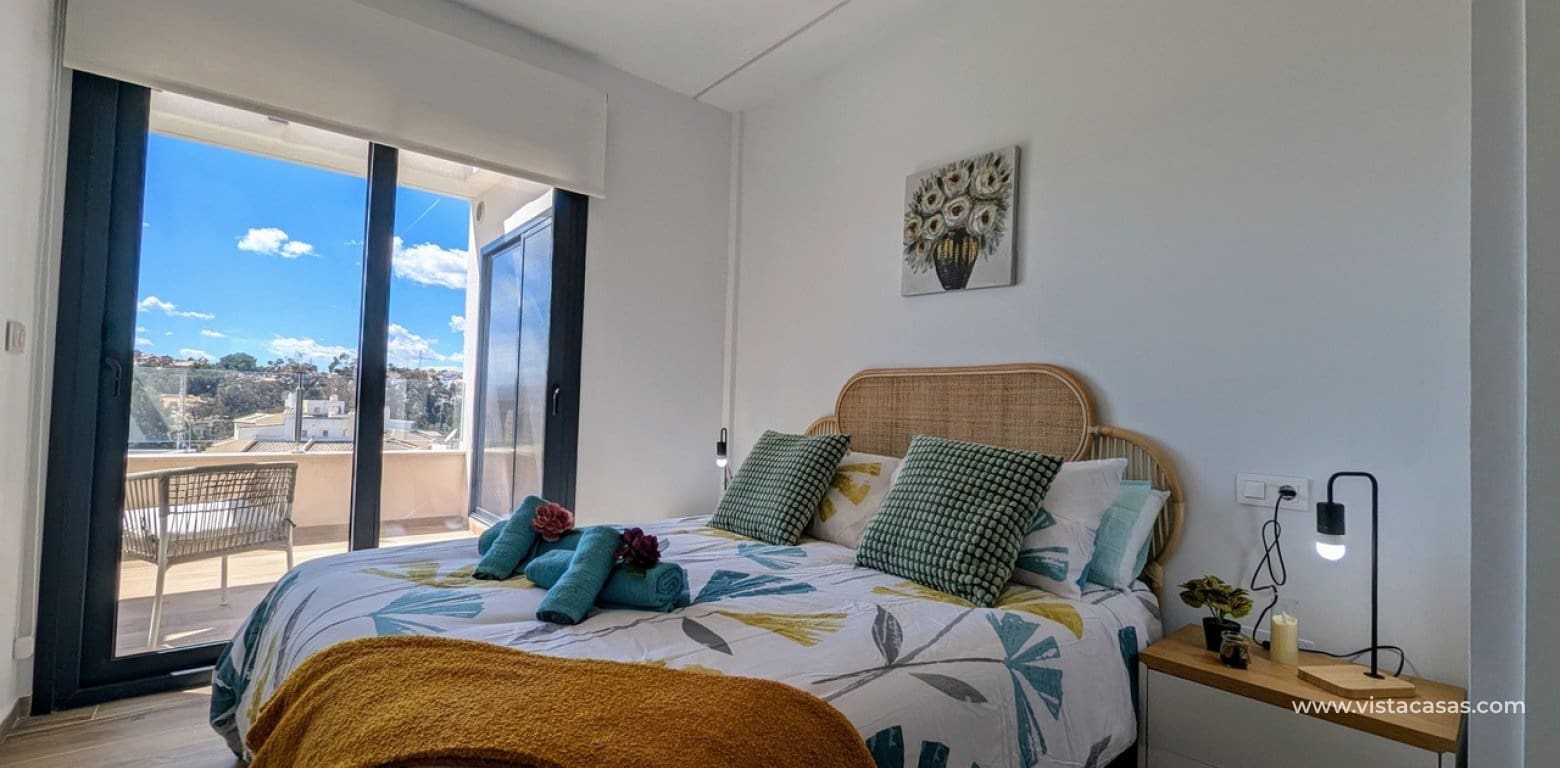 2 bedroom Apartment for sale in Villamartin - € 310,000 (Ref: 9684037)