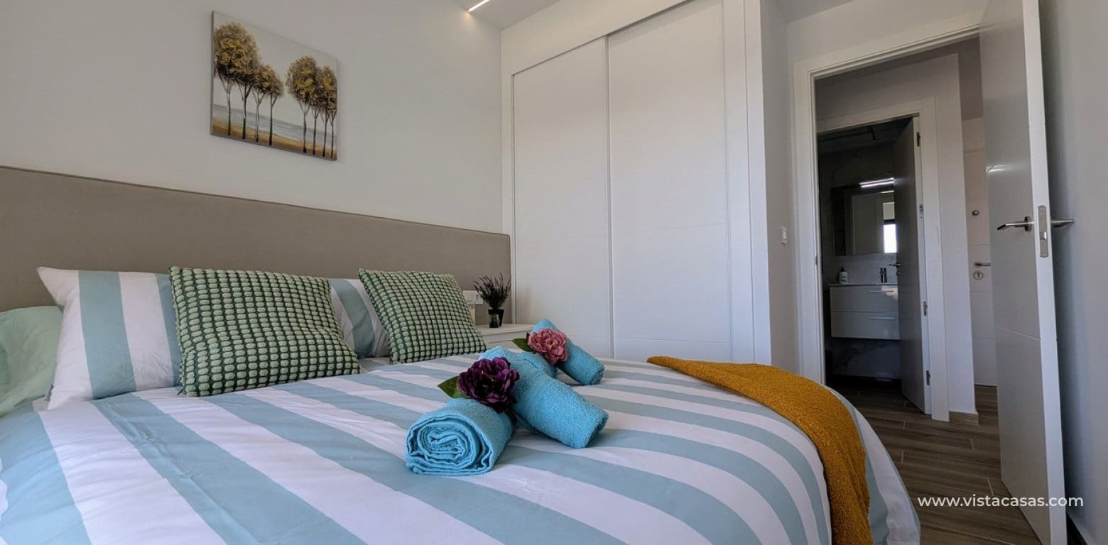 2 bedroom Apartment for sale in Villamartin - € 310,000 (Ref: 9684037)