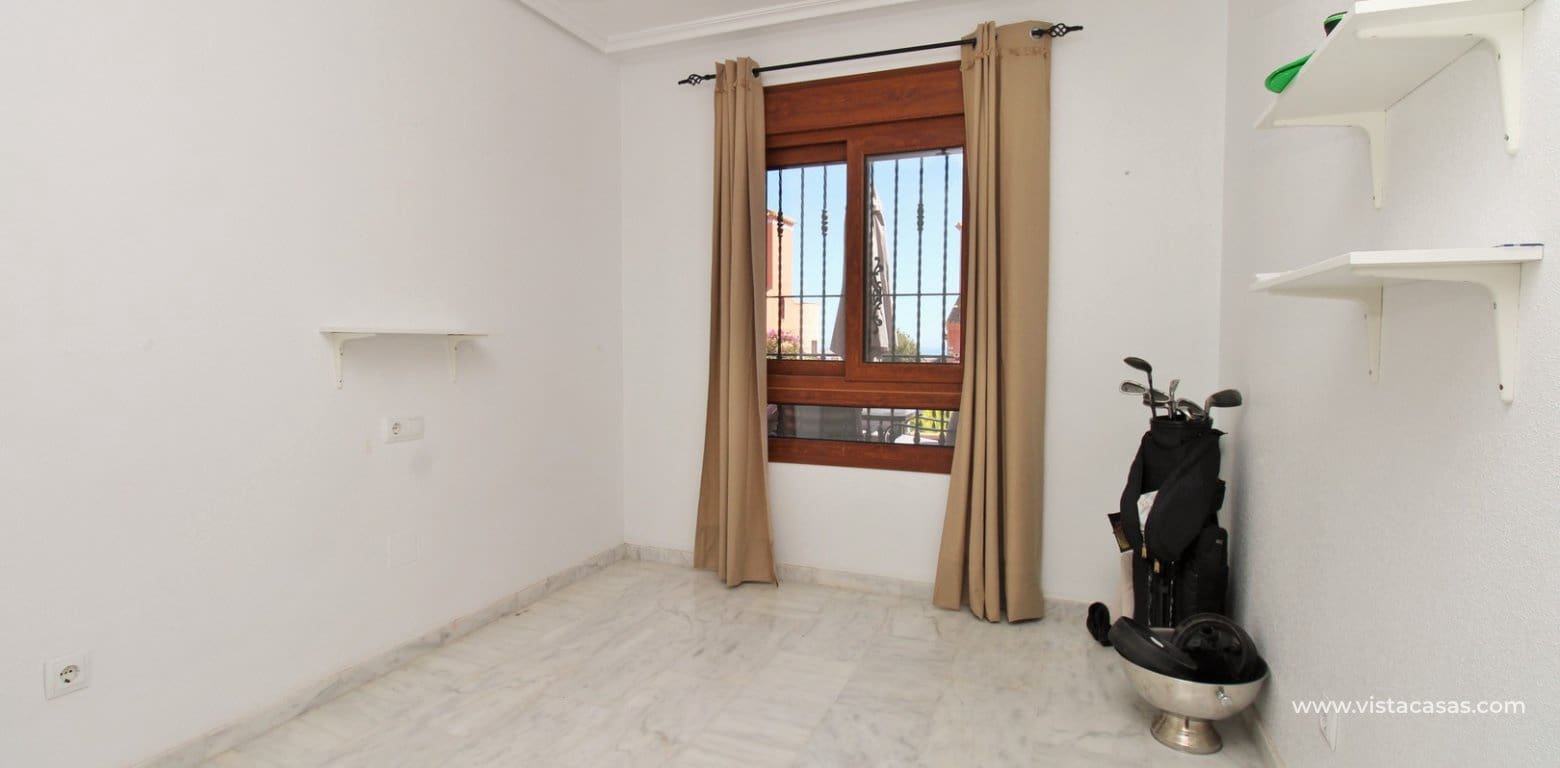 Chalet de 3 habitaciones en San Miguel de Salinas en venta con piscina - 310.000 € (Ref: 9685587)