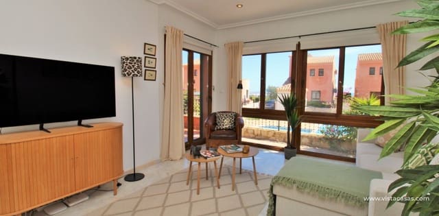 Chalet de 3 habitaciones en San Miguel de Salinas en venta con piscina - 310.000 € (Ref: 9685587)