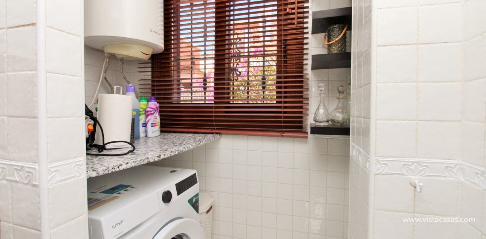 Chalet de 3 habitaciones en San Miguel de Salinas en venta con piscina - 310.000 € (Ref: 9685587)