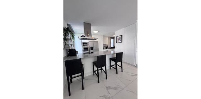 5 makuuhuone Huvila myytävänä paikassa Villamartin, Orihuela - 595 000 € (Ref: 9687356)