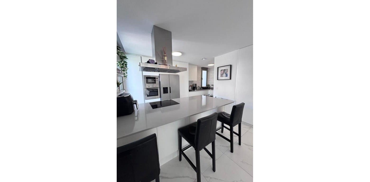 5 makuuhuone Huvila myytävänä paikassa Villamartin - 595 000 € (Ref: 9687356)