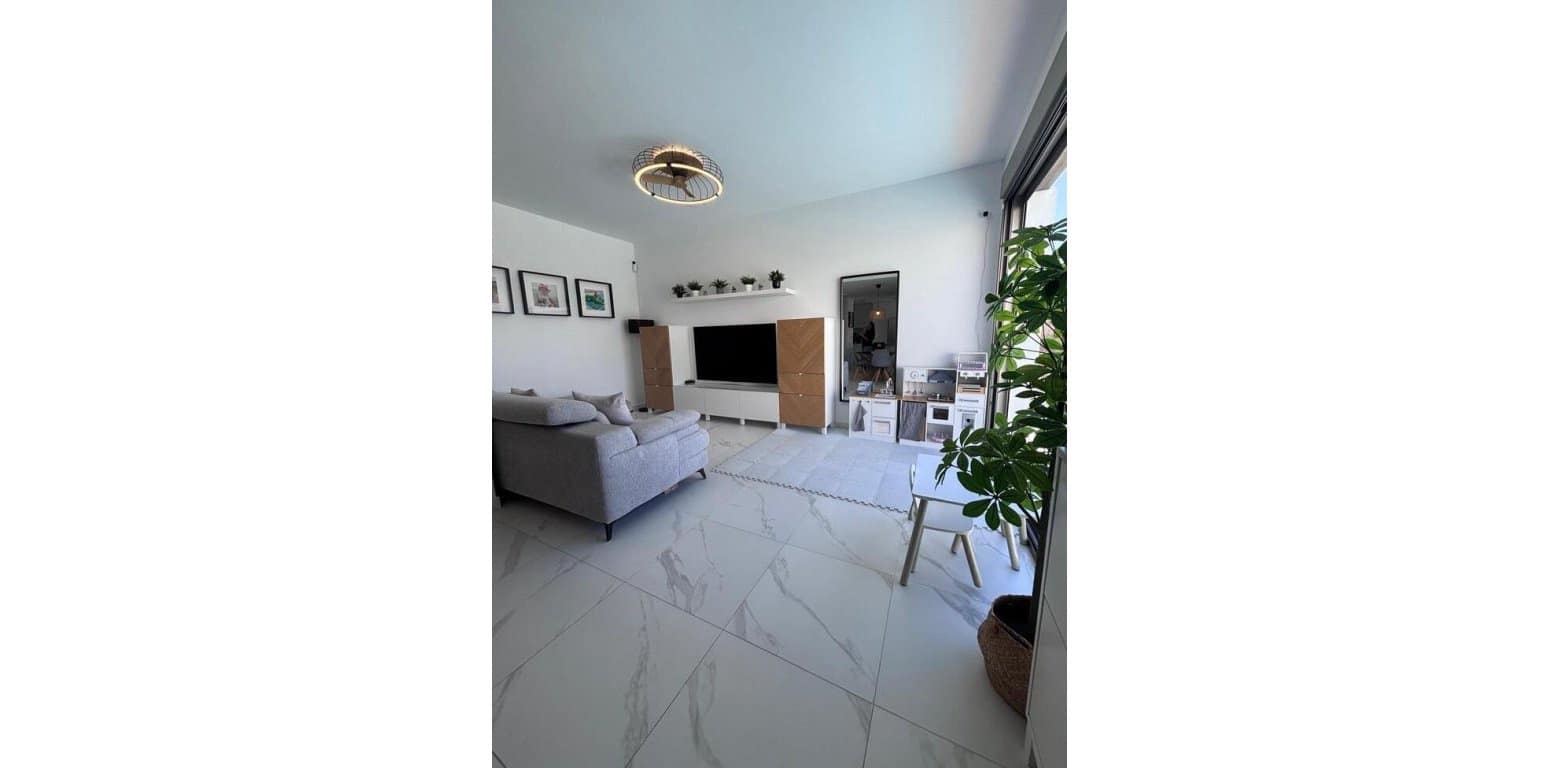 5 makuuhuone Huvila myytävänä paikassa Villamartin - 595 000 € (Ref: 9687356)