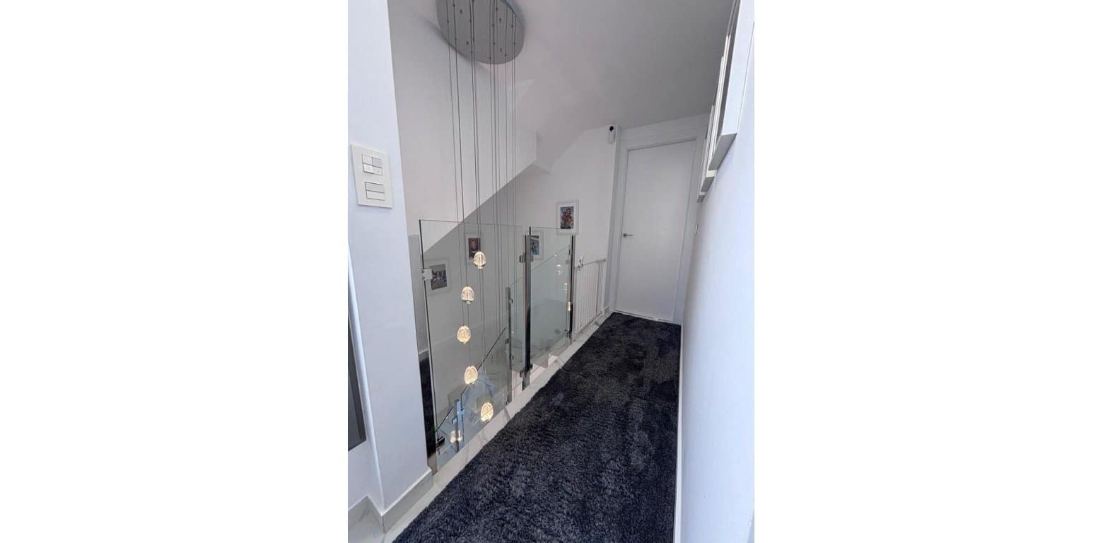 5 makuuhuone Huvila myytävänä paikassa Villamartin - 595 000 € (Ref: 9687356)