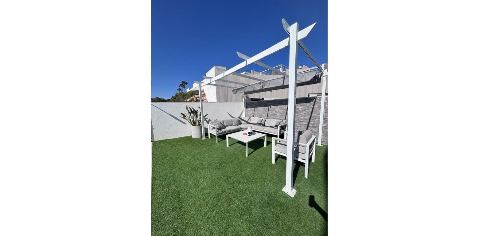 5 makuuhuone Huvila myytävänä paikassa Villamartin - 595 000 € (Ref: 9687356)