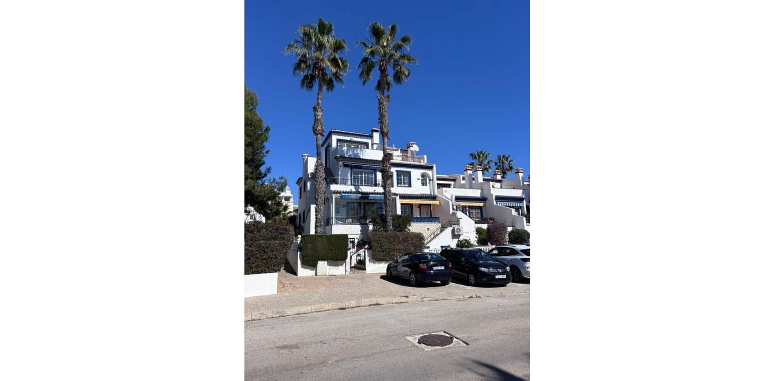 2 bedroom Apartment for sale in Villamartin - € 205,000 (Ref: 9687357)