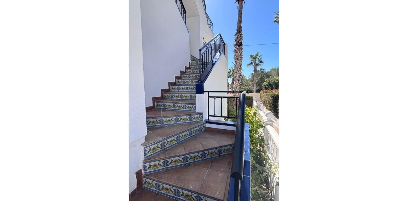 2 bedroom Apartment for sale in Villamartin - € 205,000 (Ref: 9687357)