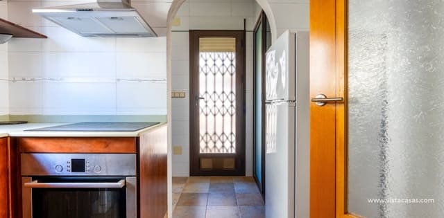 Chalet de 6 habitaciones en Villamartin, Orihuela en venta - 365.000 € (Ref: 9691432)