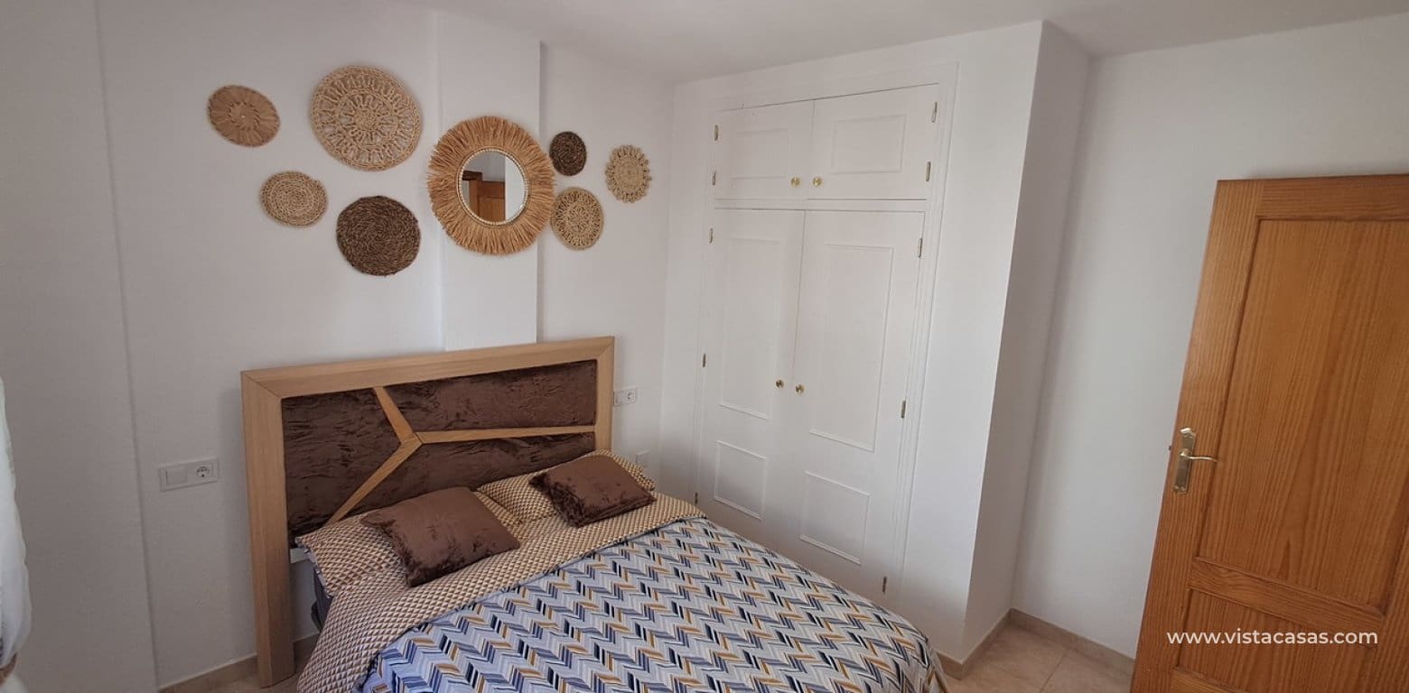 Apartamento de 2 habitaciones en La Zenia en venta - 165.000 € (Ref: 9691433)