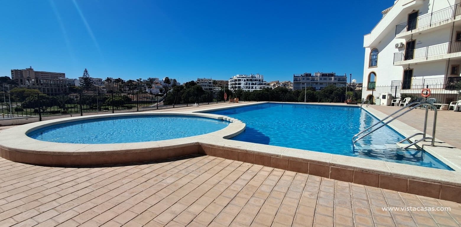Apartamento de 2 habitaciones en La Zenia en venta - 165.000 € (Ref: 9691433)