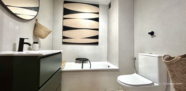 2 chambre Appartement à vendre à Guardamar Playa, Guardamar del Segura - 169 900 € (Ref: 9691439)