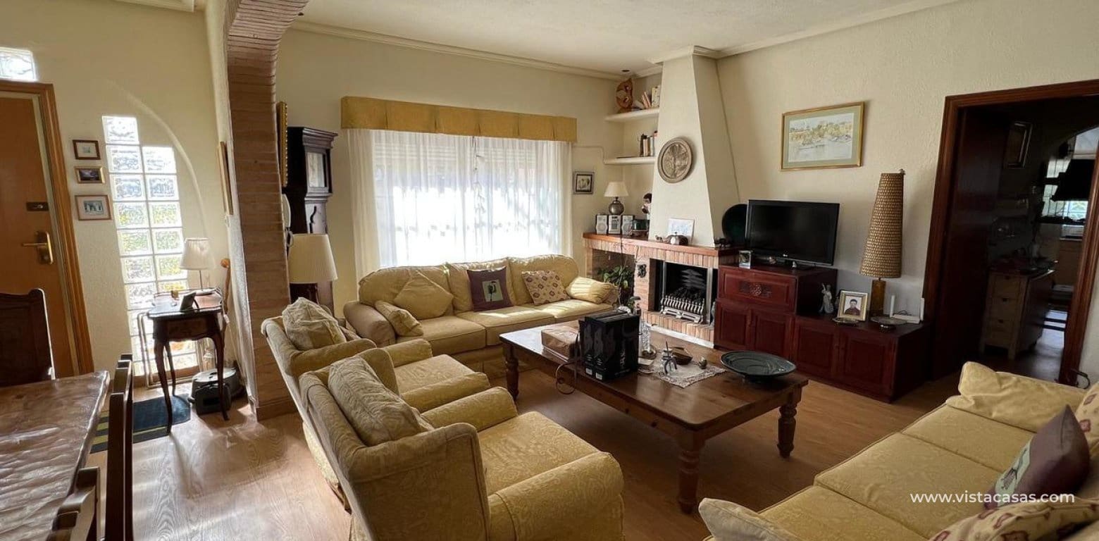 3 bedroom Villa for sale in Cabo Roig - € 790,000 (Ref: 9691440)