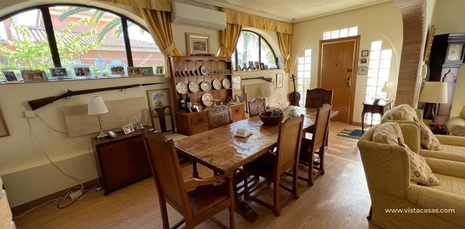 3 bedroom Villa for sale in Cabo Roig - € 790,000 (Ref: 9691440)