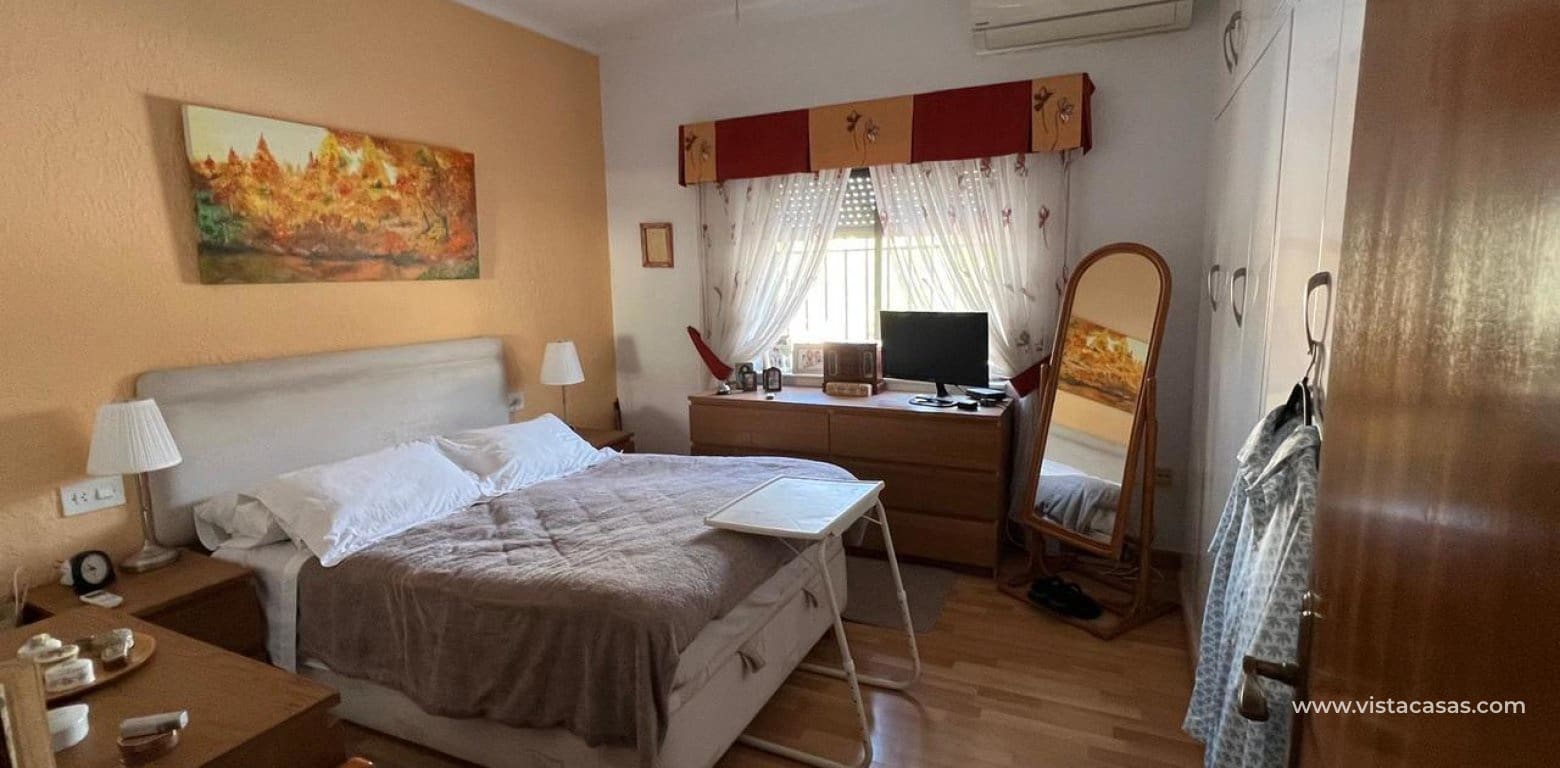 3 bedroom Villa for sale in Cabo Roig - € 790,000 (Ref: 9691440)