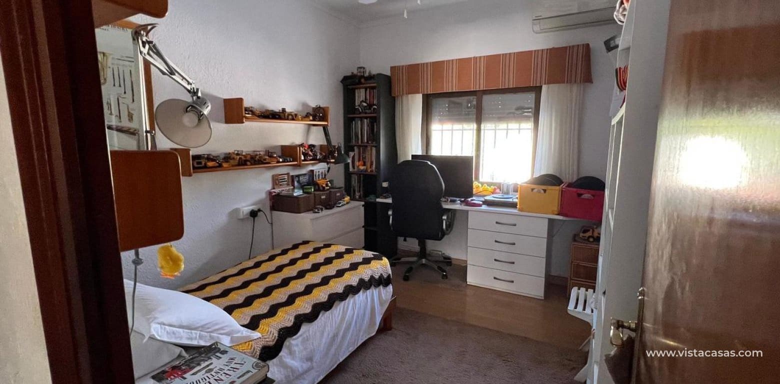 3 bedroom Villa for sale in Cabo Roig - € 790,000 (Ref: 9691440)