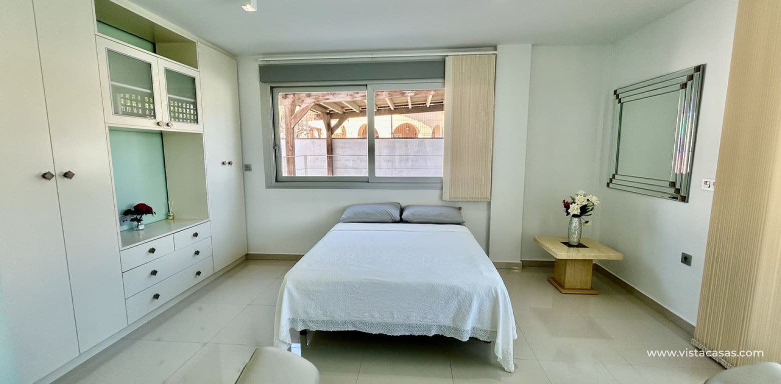 3 quarto Moradia para venda em Villamartin - 550 000 € (Ref: 9691441)