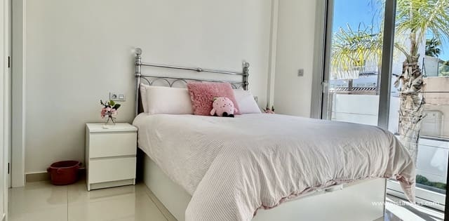 3 quarto Moradia para venda em Villamartin, Orihuela - 550 000 € (Ref: 9691441)