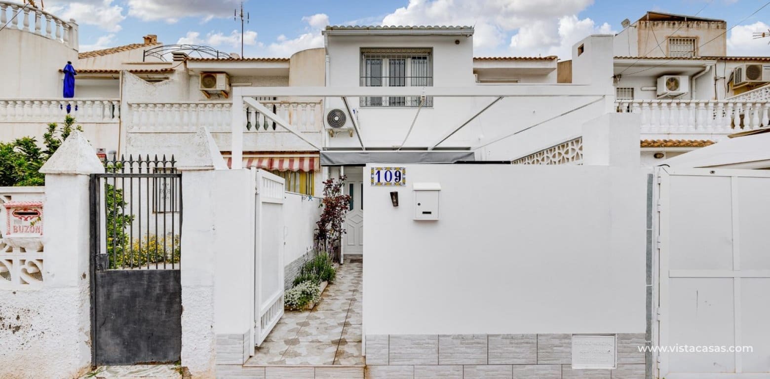 3 soverom Hus til salgs i Torrevieja - € 249 900 (Ref: 9691442)