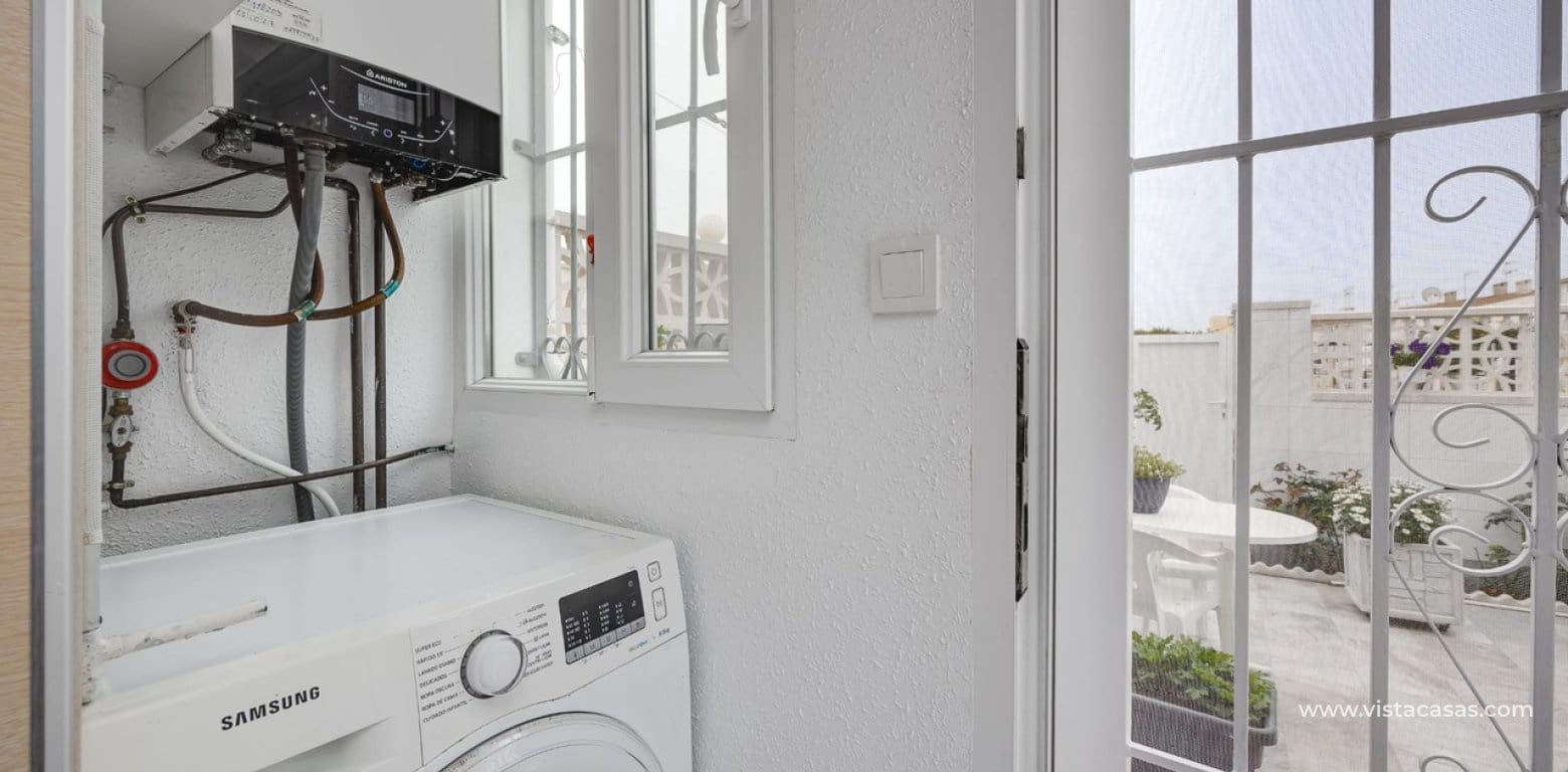 3 soverom Hus til salgs i Torrevieja - € 249 900 (Ref: 9691442)