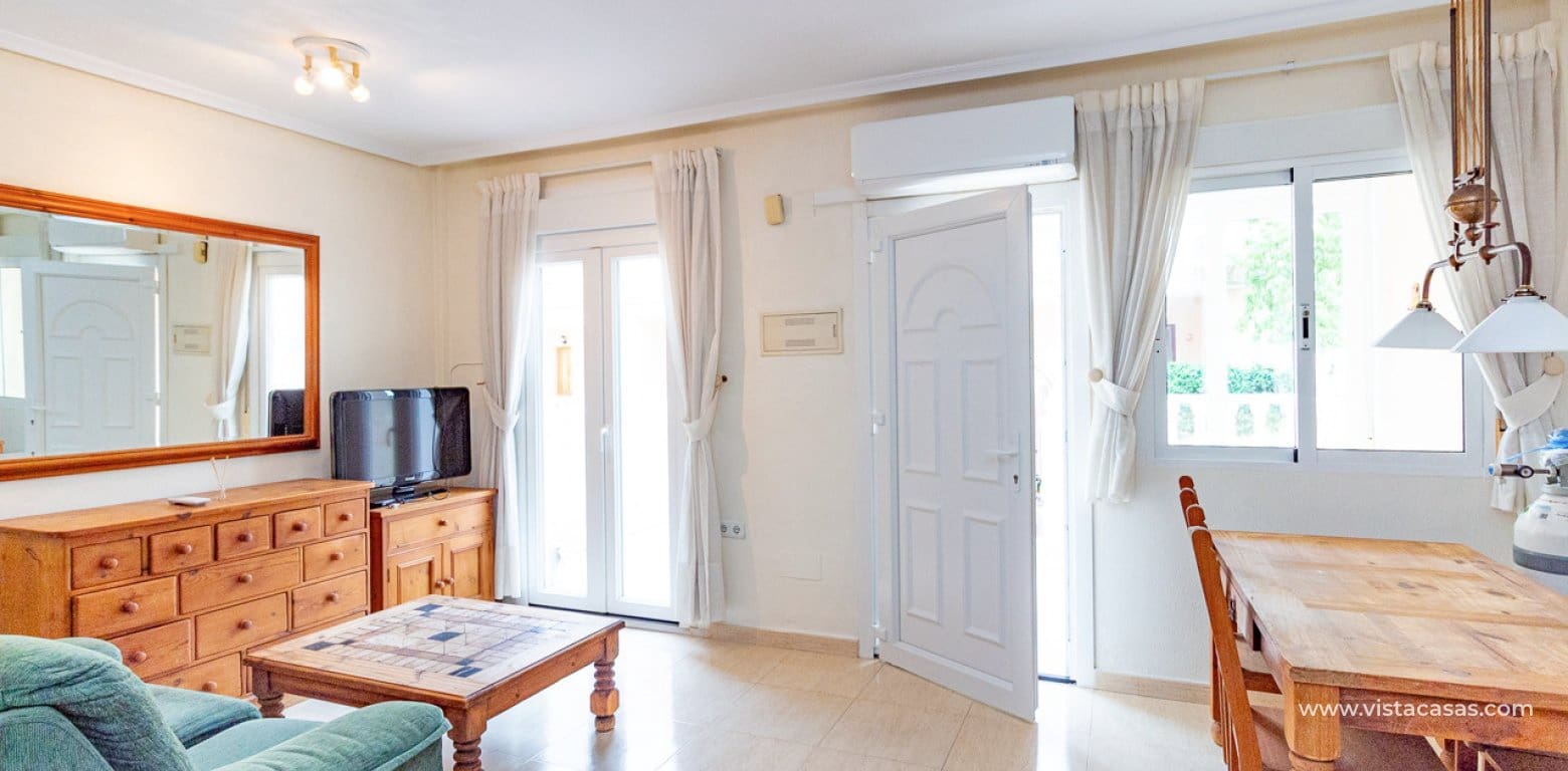 3 soveværelse Byhus til salg i Playa Flamenca - € 189.000 (Ref: 9696636)