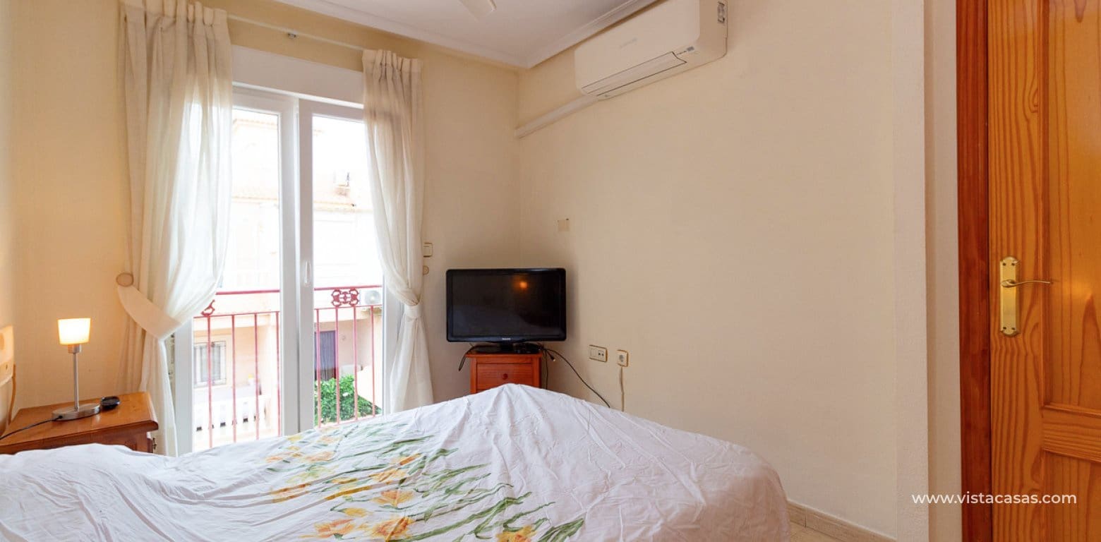 3 soveværelse Byhus til salg i Playa Flamenca - € 189.000 (Ref: 9696636)