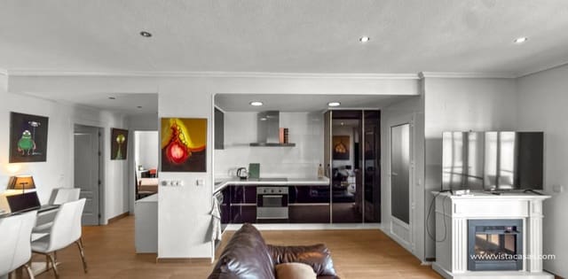 Apartamento de 2 habitaciones en Villamartin, Orihuela en venta - 195.000 € (Ref: 9703271)