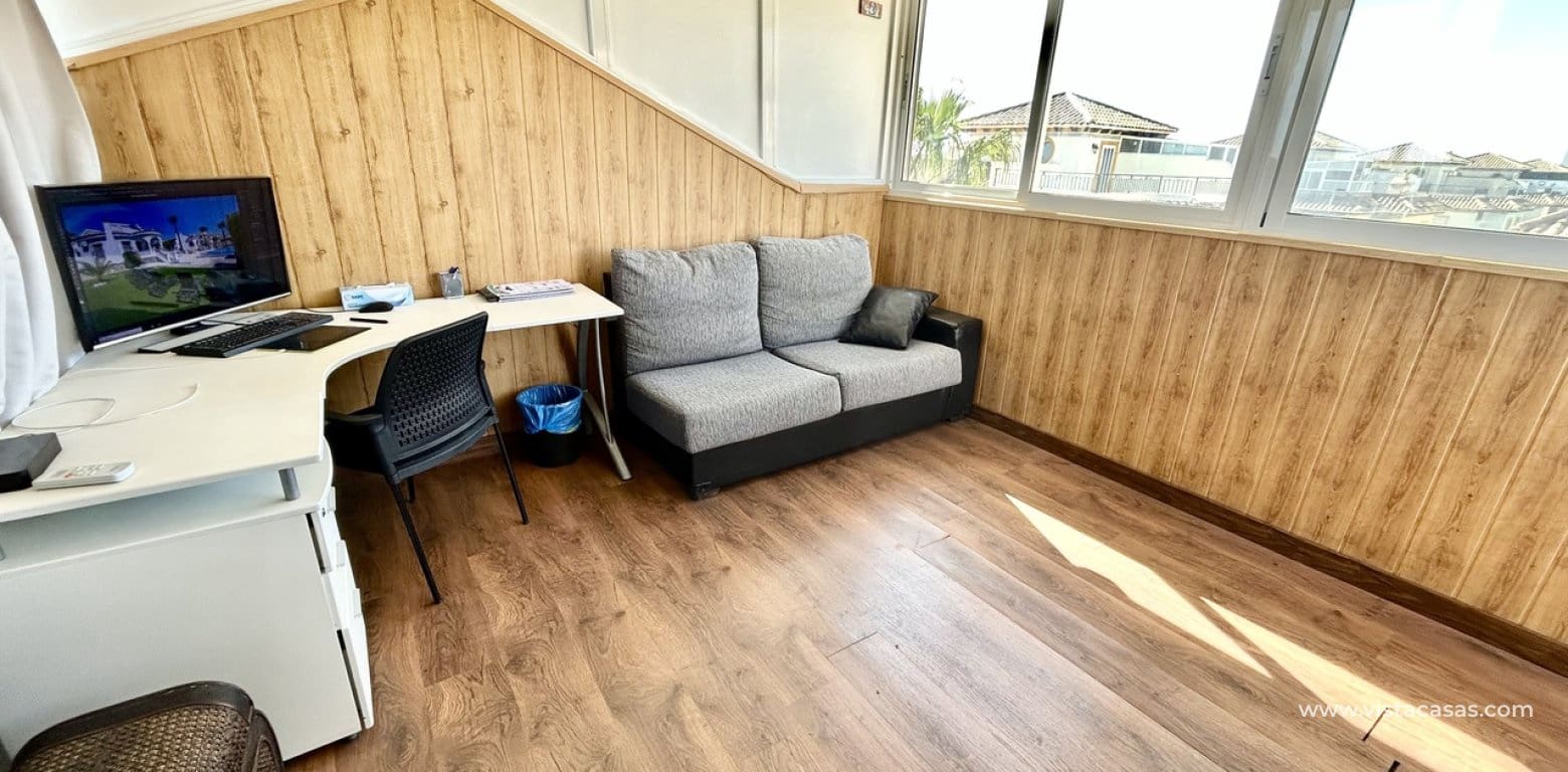 2 bedroom Apartment for sale in Orihuela Costa - € 189,000 (Ref: 9703273)