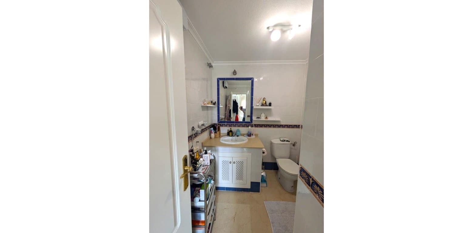 Apartamento de 2 habitaciones en Playa Flamenca en venta - 178.500 € (Ref: 9703274)