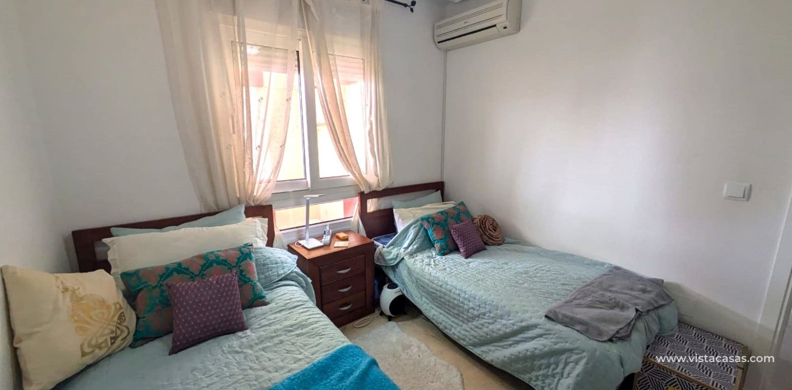 Apartamento de 2 habitaciones en Playa Flamenca en venta - 178.500 € (Ref: 9703274)