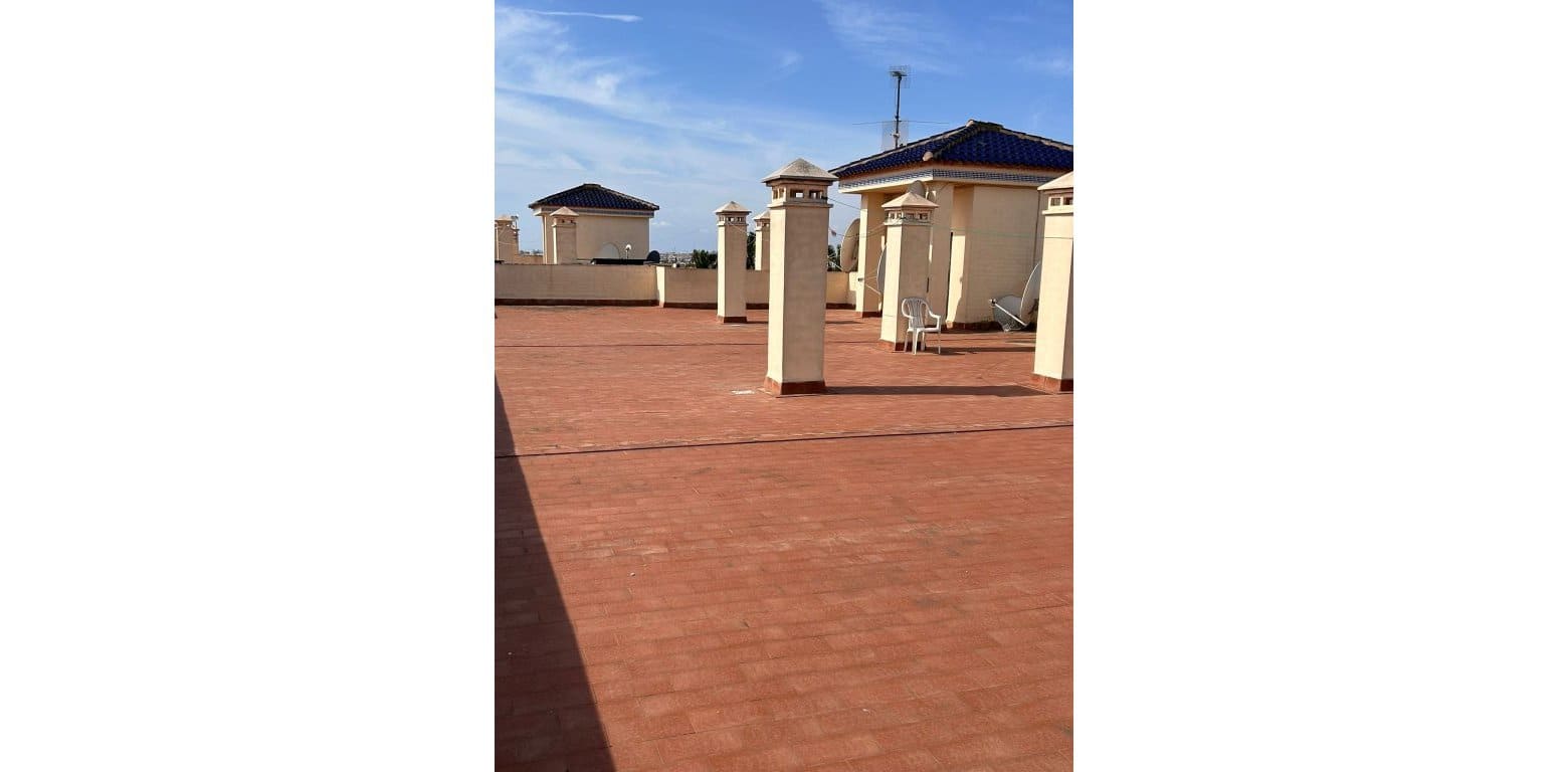 Apartamento de 2 habitaciones en Playa Flamenca en venta - 178.500 € (Ref: 9703274)