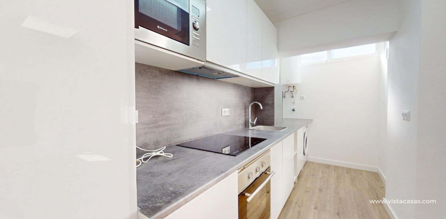 2 bedroom Apartment for sale in Villamartin - € 225,000 (Ref: 9713233)