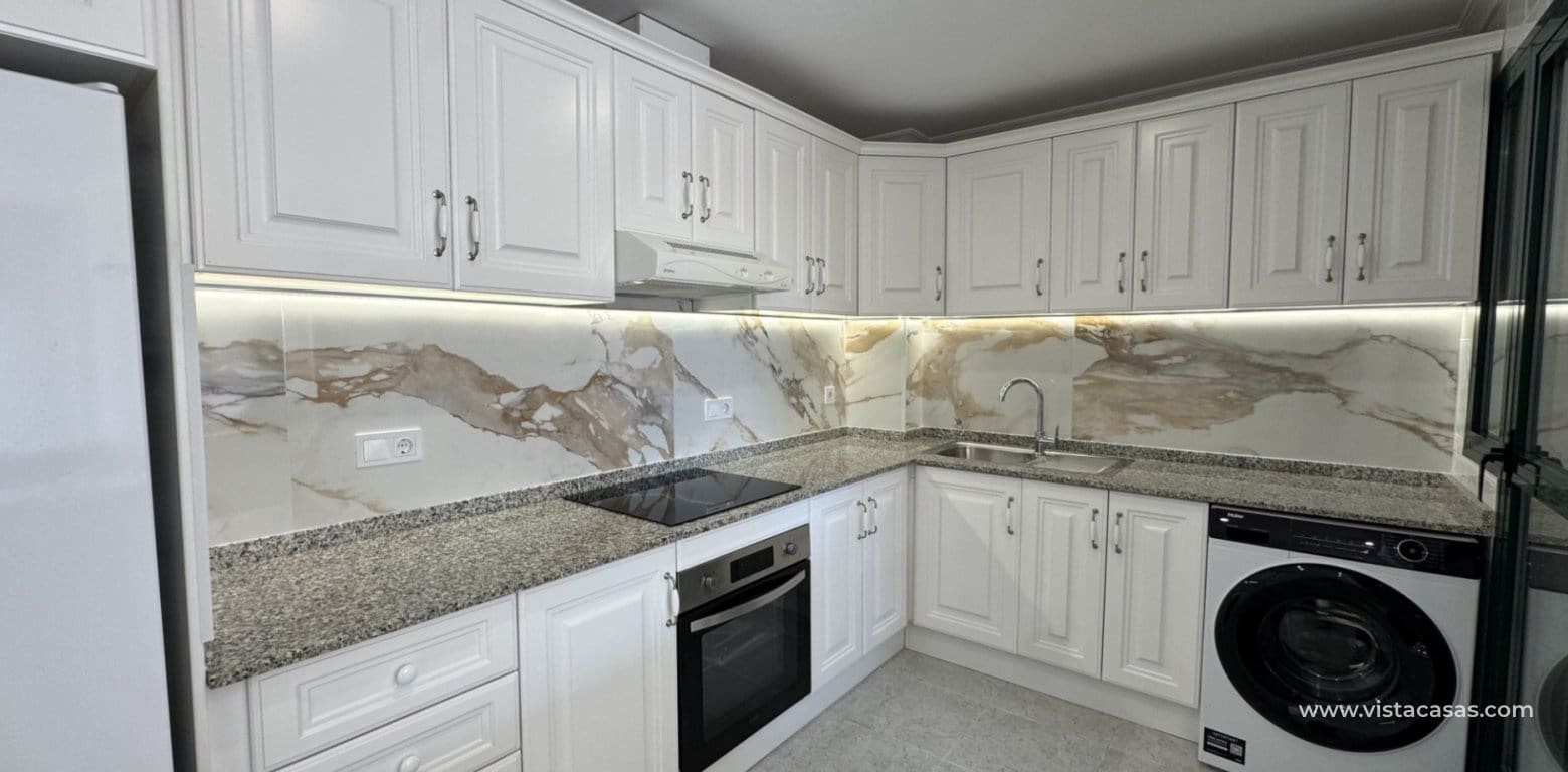 2 bedroom Apartment for sale in Villamartin - € 249,000 (Ref: 9715357)