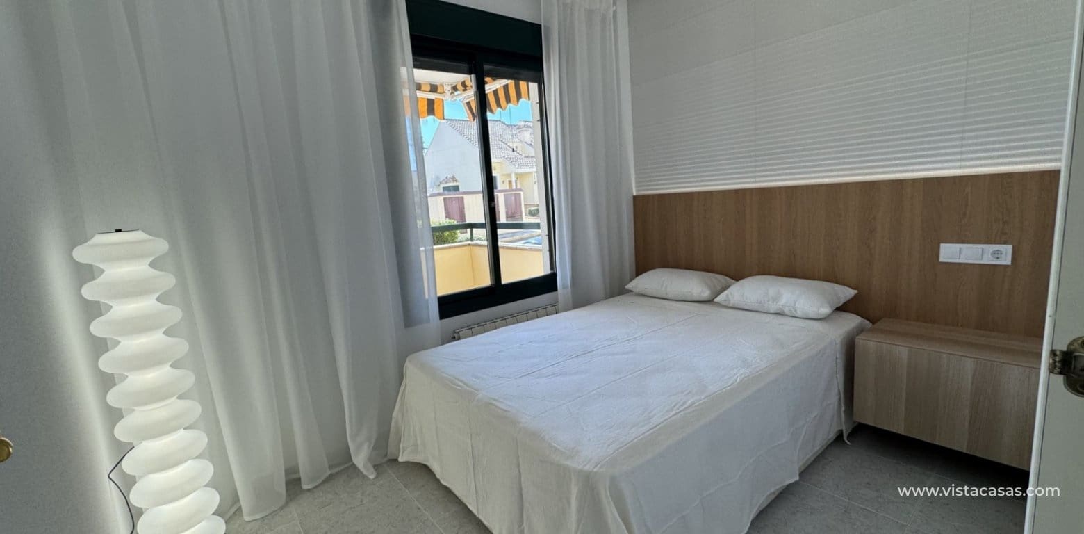 2 bedroom Apartment for sale in Villamartin - € 249,000 (Ref: 9715357)