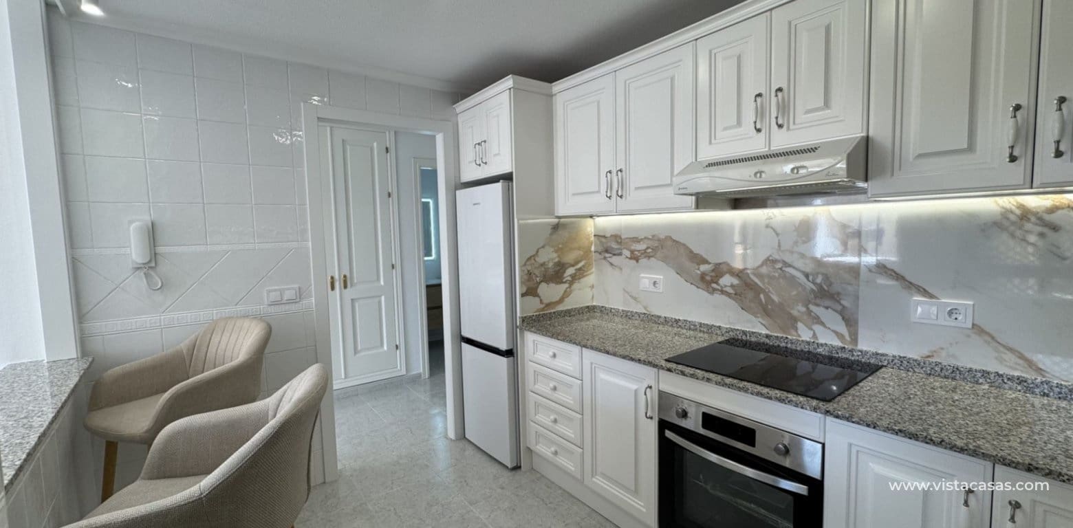 2 bedroom Apartment for sale in Villamartin - € 249,000 (Ref: 9715357)