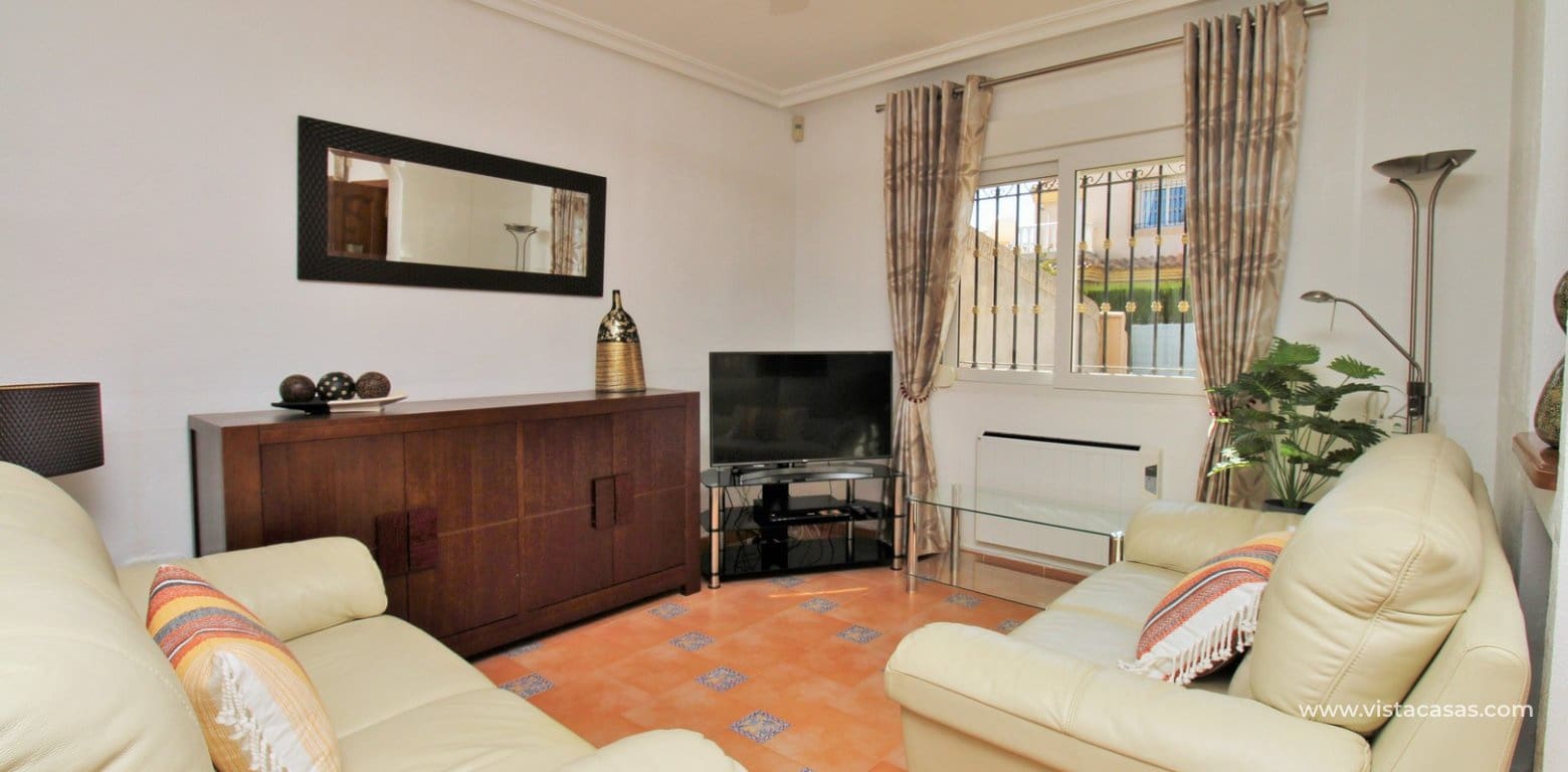 Casa de 3 habitaciones en Playa Flamenca en venta con piscina - 249.950 € (Ref: 9716669)