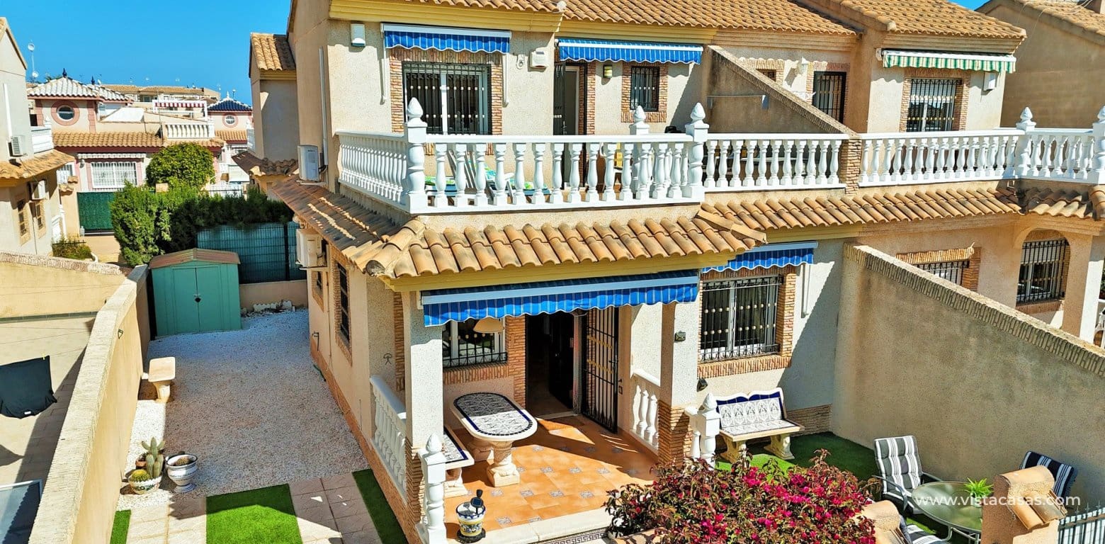 Casa de 3 habitaciones en Playa Flamenca en venta con piscina - 249.950 € (Ref: 9716669)