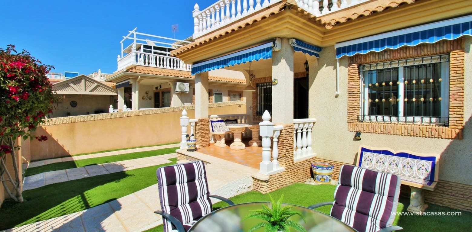 Casa de 3 habitaciones en Playa Flamenca en venta con piscina - 249.950 € (Ref: 9716669)