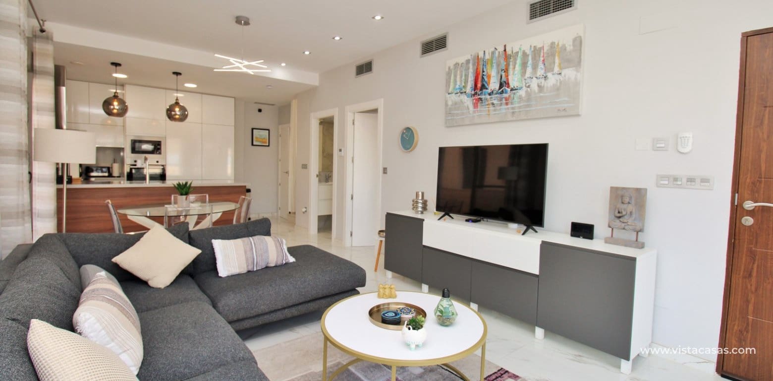 3 sovrum Villa till salu i Villamartin med pool - 375 000 € (Ref: 9719309)