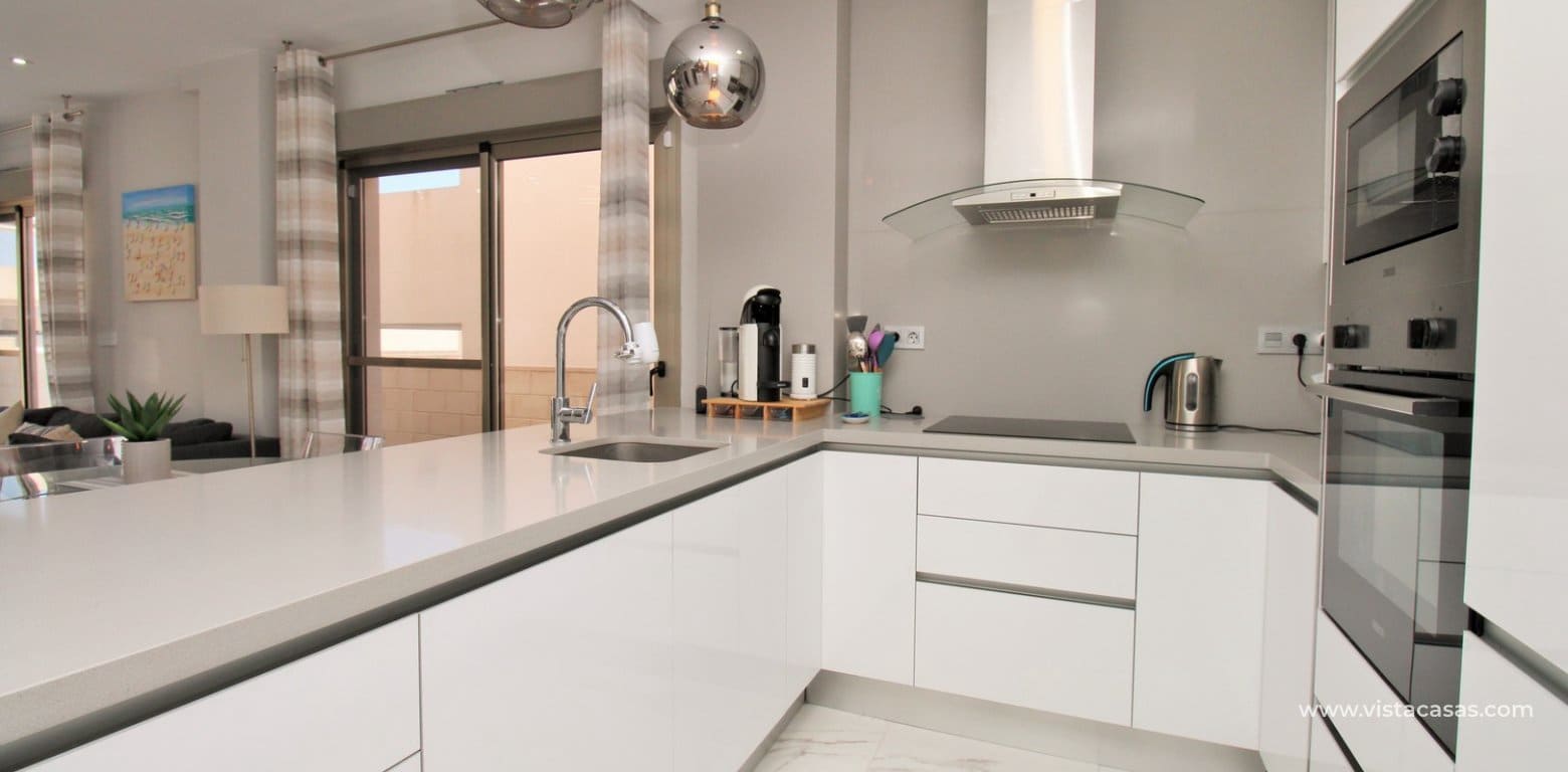 3 sovrum Villa till salu i Villamartin med pool - 375 000 € (Ref: 9719309)