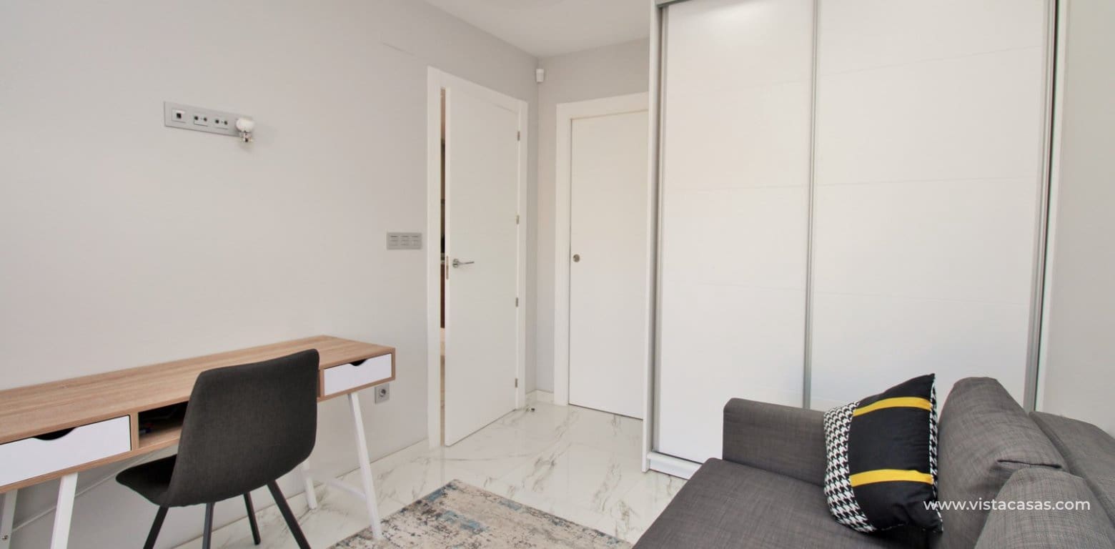 3 sovrum Villa till salu i Villamartin med pool - 375 000 € (Ref: 9719309)