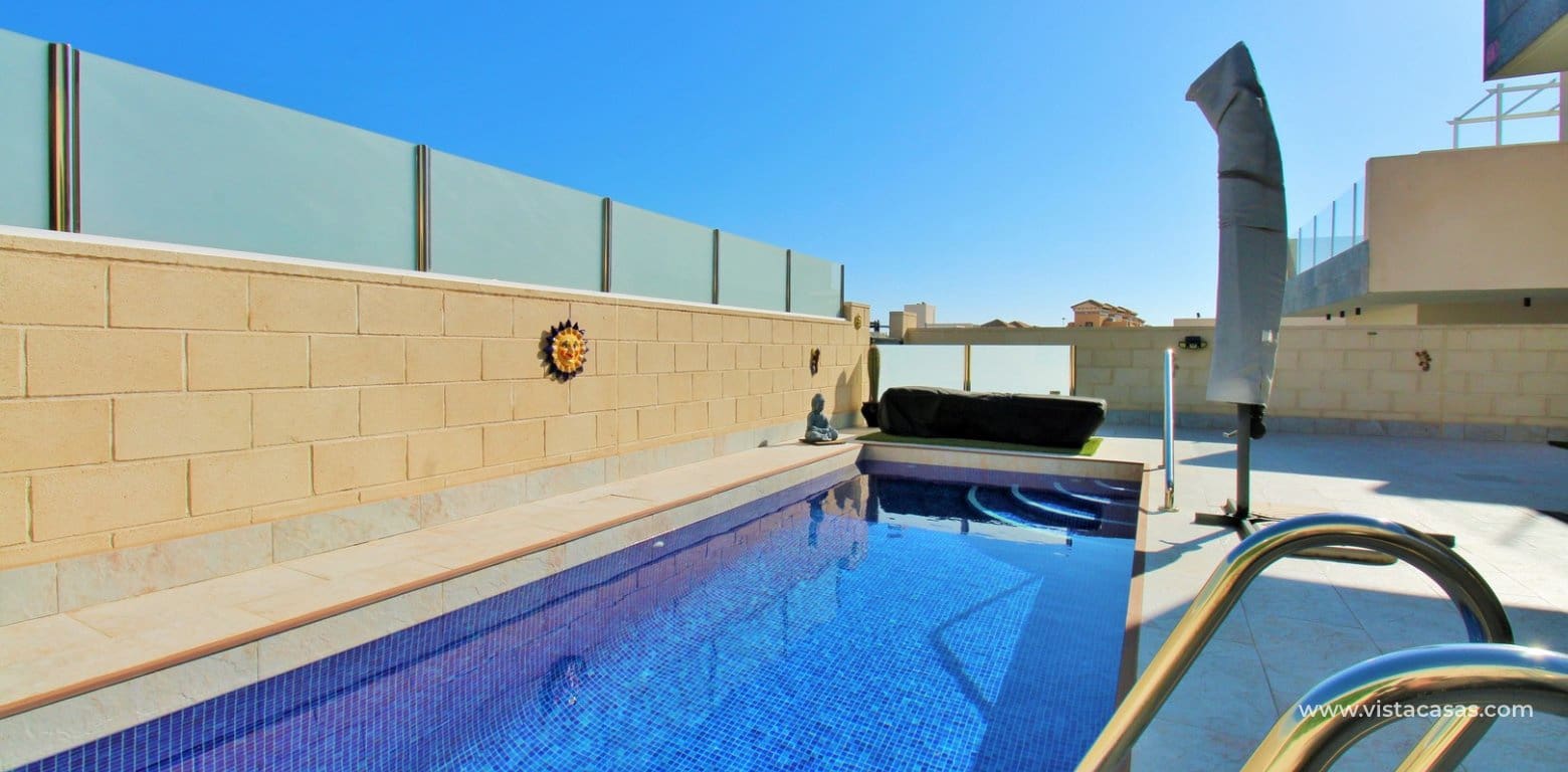 3 sovrum Villa till salu i Villamartin med pool - 375 000 € (Ref: 9719309)