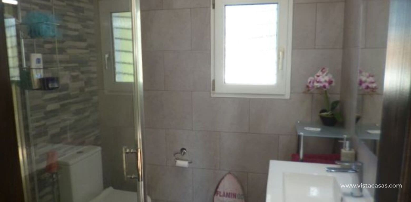 5 Zimmer Villa zu verkaufen in Villamartin - 449.000 € (Ref: 9723514)