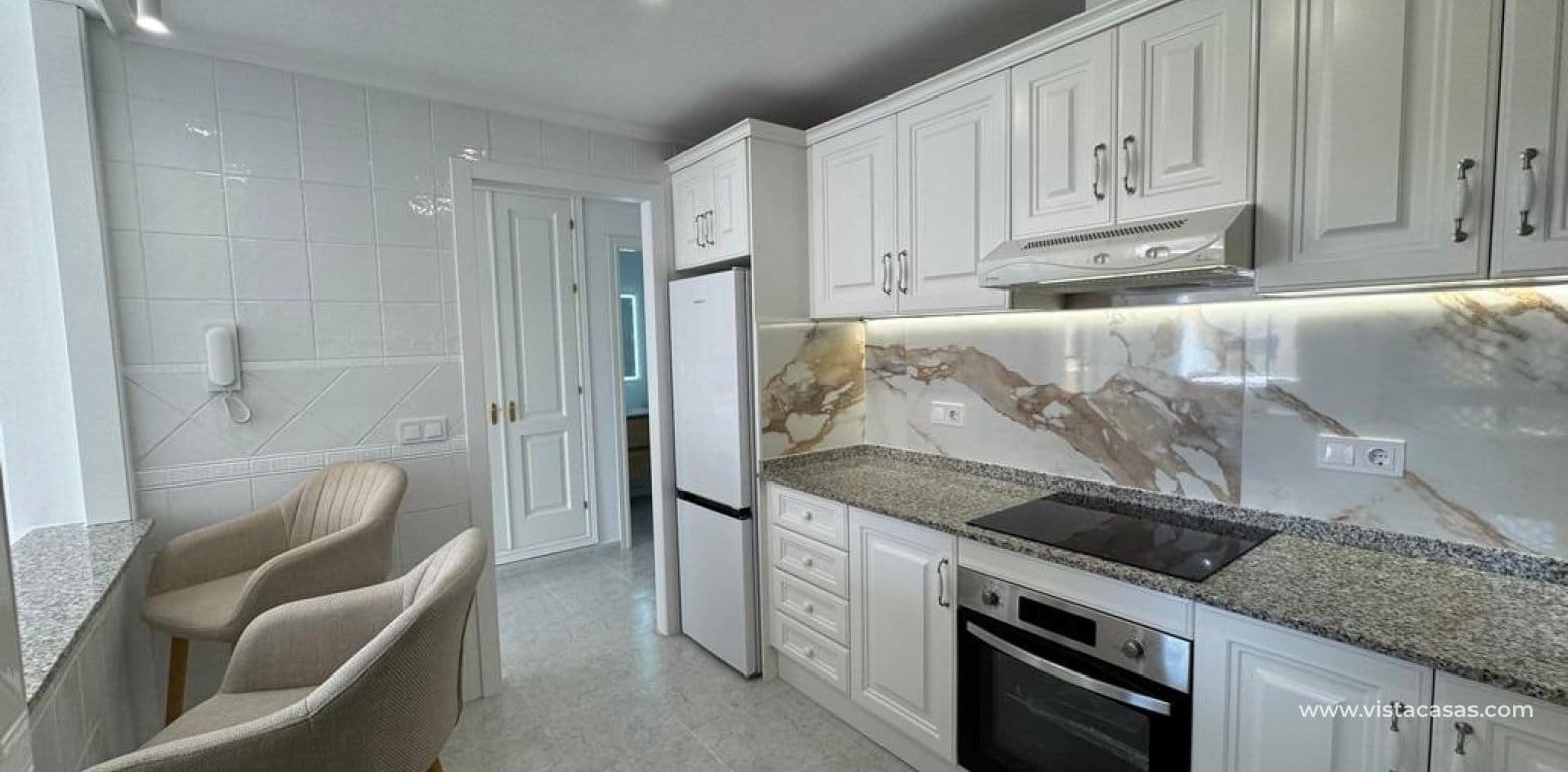 2 bedroom Apartment for sale in Villamartin - € 249,000 (Ref: 9723515)