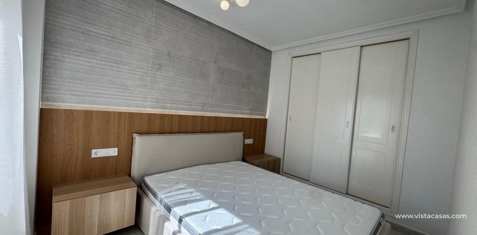 2 bedroom Apartment for sale in Villamartin - € 249,000 (Ref: 9723515)