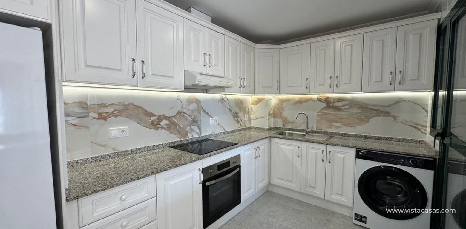 2 bedroom Apartment for sale in Villamartin - € 249,000 (Ref: 9723515)