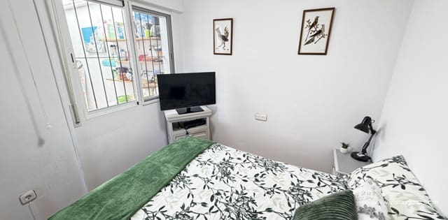 Bungalow de 4 habitaciones en La Zenia, Orihuela en venta - 289.000 € (Ref: 9723516)