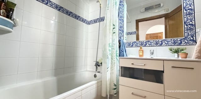 Bungalow de 4 habitaciones en La Zenia, Orihuela en venta - 289.000 € (Ref: 9723516)