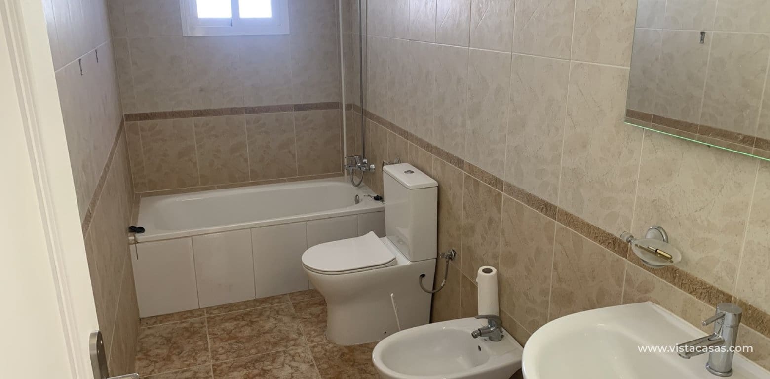 2 bedroom Townhouse for sale in Orihuela Costa - € 189,950 (Ref: 9723517)